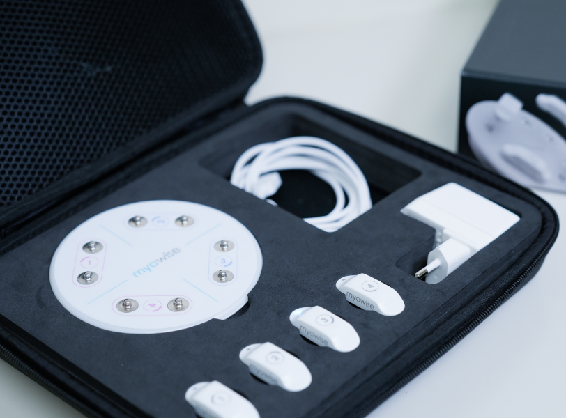 コンパクトな専用設計